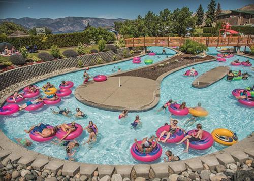 Next To Lake, Pool, 10 Acre Park, 1 Mile To Town, Best Prices シェラン エクステリア 写真